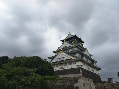 护士是给人幸福的职业（看�は人に幸せな仕事だ）